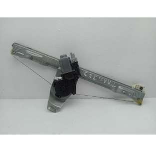 ELEVALUNAS TRASERO...