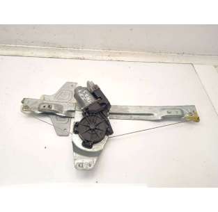 ELEVALUNAS TRASERO...