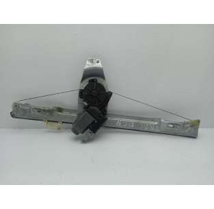 ELEVALUNAS TRASERO DERECHO...