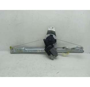 ELEVALUNAS TRASERO...