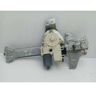 ELEVALUNAS TRASERO...