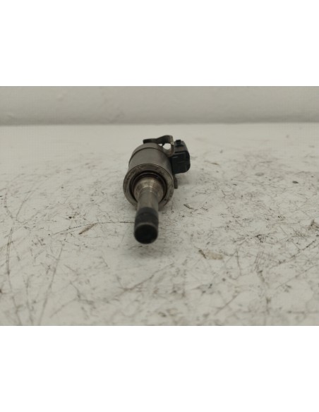 Recambio de inyector para ford focus lim. (cb8) trend referencia OEM IAM CM5G9F593FA  