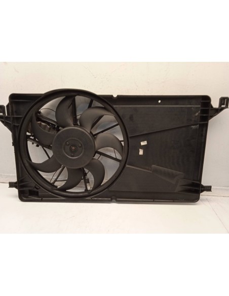 Recambio de electroventilador para mazda 3 berlina (bk) 2.0 16v cat referencia OEM IAM 3M5H8C607XA  