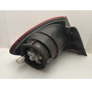 PILOTO TRASERO DERECHO SEAT... 2