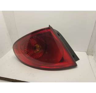 PILOTO TRASERO IZQUIERDO...