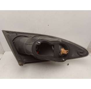 PILOTO TRASERO DERECHO... 2