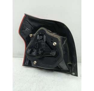 PILOTO TRASERO DERECHO... 2