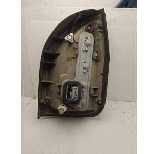 PILOTO TRASERO IZQUIERDO... 2