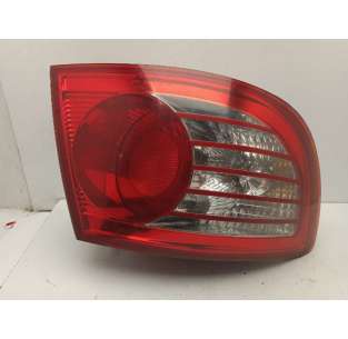 PILOTO TRASERO DERECHO...