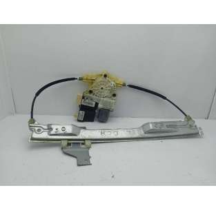 ELEVALUNAS DELANTERO...