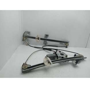 ELEVALUNAS DELANTERO...