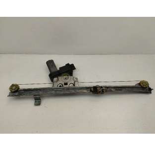 ELEVALUNAS DELANTERO... 2