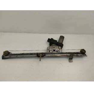 ELEVALUNAS DELANTERO... 2