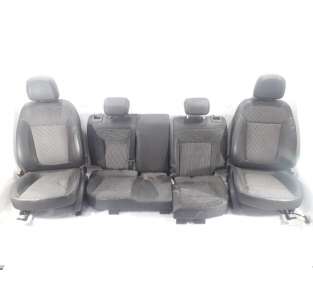 JUEGO ASIENTOS COMPLETO...