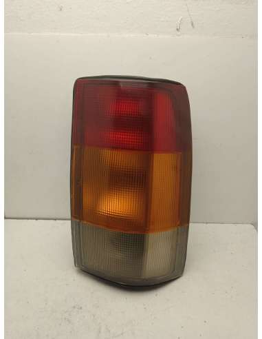 PILOTO TRASERO DERECHO TATA - 589208