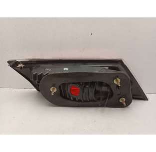 PILOTO TRASERO DERECHO... 2