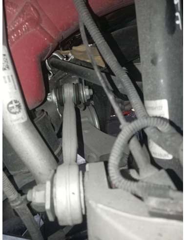 BRAZO SUSPENSION SUPERIOR TRASERO...