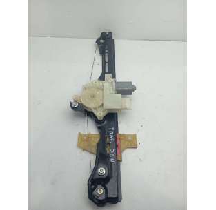 ELEVALUNAS TRASERO DERECHO...