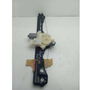 ELEVALUNAS TRASERO...