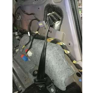 CINTURON SEGURIDAD TRASERO...