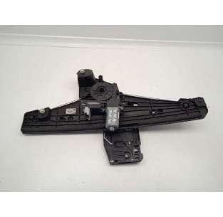 ELEVALUNAS TRASERO DERECHO...