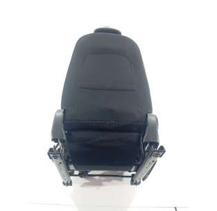 ASIENTO DELANTERO DERECHO... 2