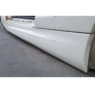 FALDON LATERAL BMW SERIE 1...