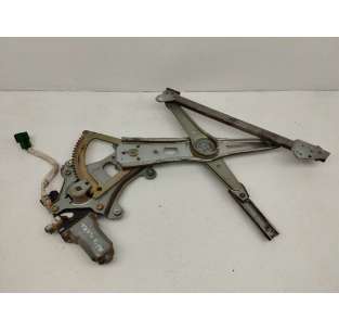 ELEVALUNAS TRASERO DERECHO...