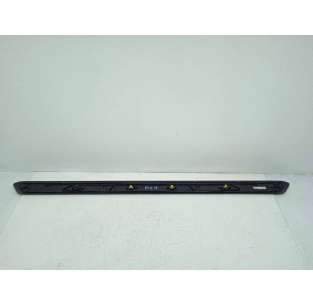 MOLDURA BMW SERIE 1 BERLINA... 2