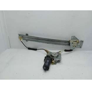 ELEVALUNAS TRASERO...