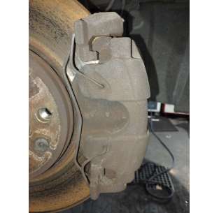 PINZA DE FRENO DELANTERA...