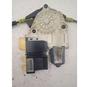 ELEVALUNAS DELANTERO... 2