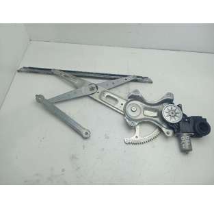 ELEVALUNAS DELANTERO...