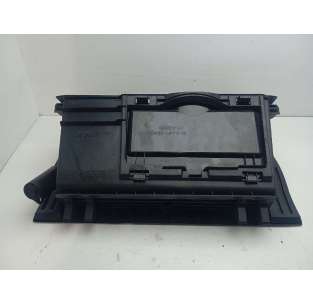 GUANTERA TOYOTA PRIUS +... 2