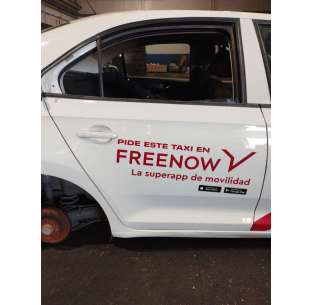 PUERTA TRASERA DERECHA...