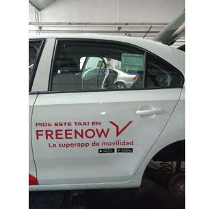 PUERTA TRASERA IZQUIERDA...