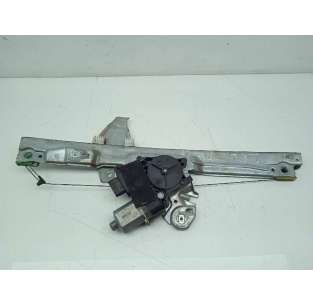 ELEVALUNAS DELANTERO...