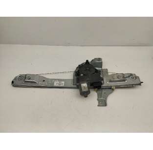 ELEVALUNAS DELANTERO...