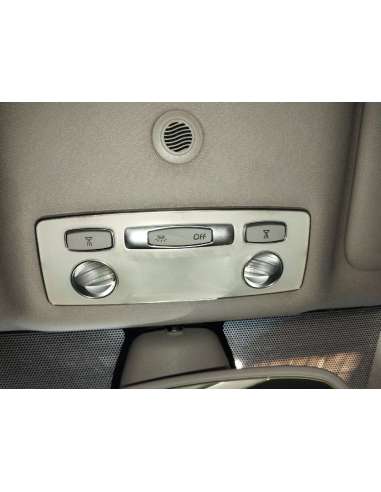 LUZ INTERIOR RENAULT LAGUNA III...