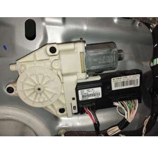 ELEVALUNAS DELANTERO...