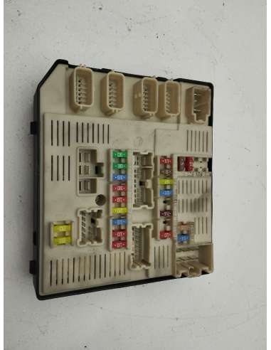 CAJA RELES / FUSIBLES RENAULT LAGUNA...