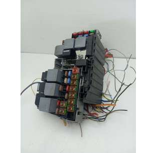 CAJA RELES / FUSIBLES LAND...