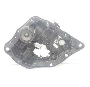 ELEVALUNAS TRASERO DERECHO...