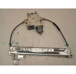 ELEVALUNAS DELANTERO...