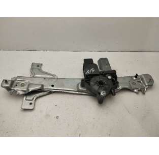 ELEVALUNAS TRASERO...