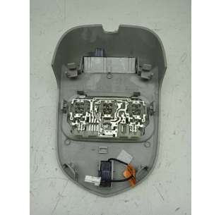 LUZ INTERIOR PEUGEOT 5008... 2