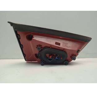 PILOTO TRASERO DERECHO... 2