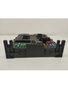 Recambio de caja reles / fusibles para citroën c5 berlina exclusive referencia OEM IAM 281133997 A1  
