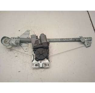 ELEVALUNAS TRASERO DERECHO...