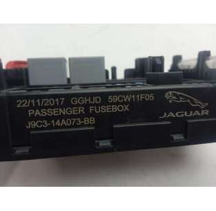 CAJA RELES / FUSIBLES... 2